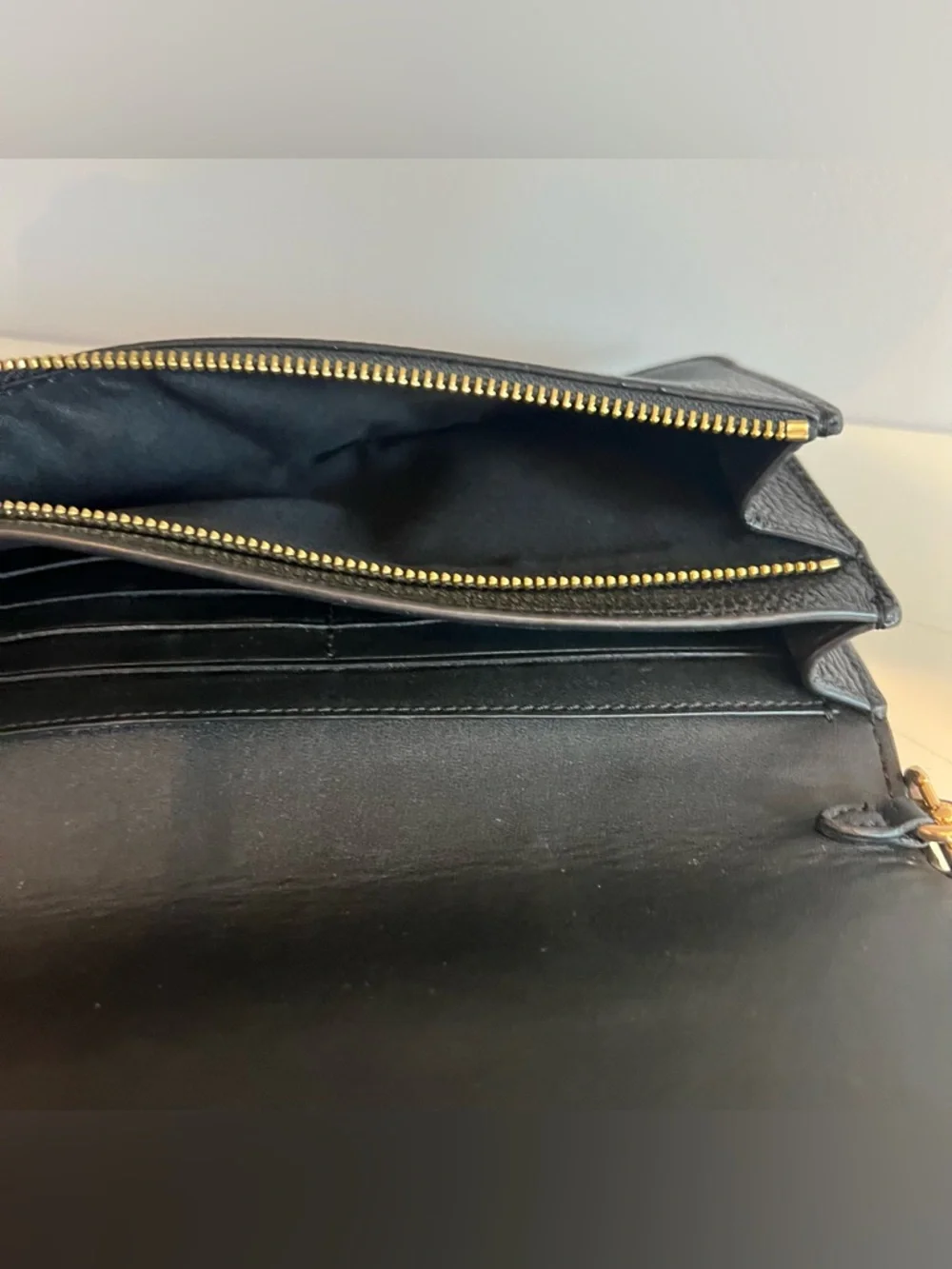 Coach Fold Over Crossbody Clutch Black Pebbled Leather Gold Hardware - Picture 5 of 8